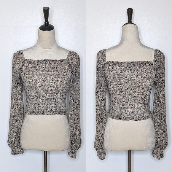 Japna Long Sleeve Animal Print Smocked Crop Top Size Small - Picture 10 of 10